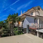 Charmantes Nur 260 Meter Zum Mit Traumhafter Terrasse Und Meerblick Apartment