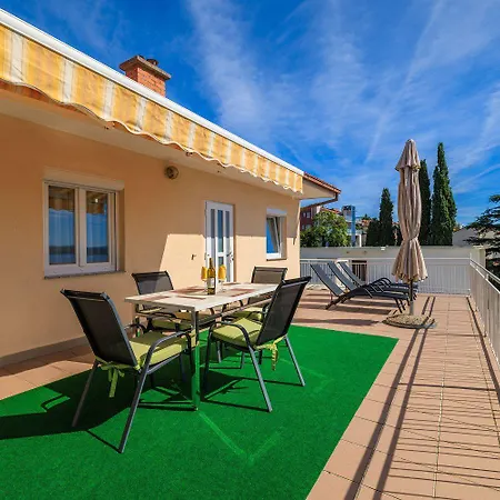 Apartment Charmantes Nur 260 Meter Zum Mit Traumhafter Terrasse Und Meerblick *
