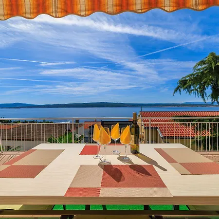 Charmantes Nur 260 Meter Zum Mit Traumhafter Terrasse Und Meerblick Apartment *