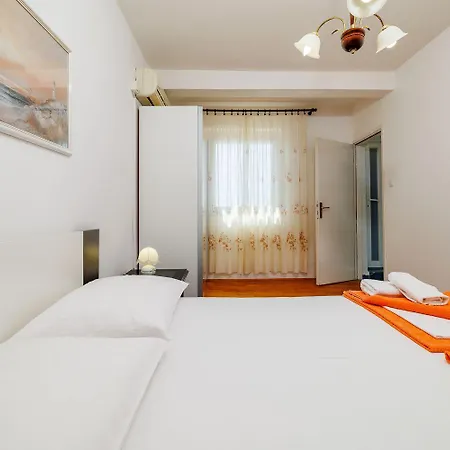 Daire Charmantes Nur 260 Meter Zum Mit Traumhafter Terrasse Und Meerblick