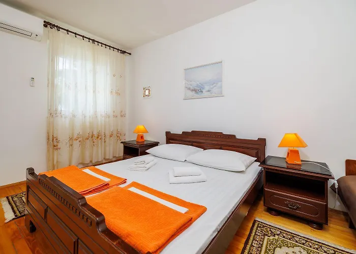 Charmantes Nur 260 Meter Zum Mit Traumhafter Terrasse Und Meerblick Apartment *