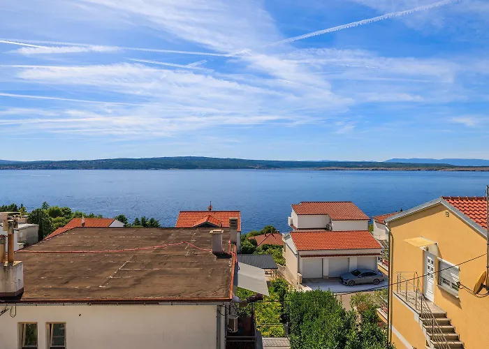 Charmantes Nur 260 Meter Zum Mit Traumhafter Terrasse Und Meerblick